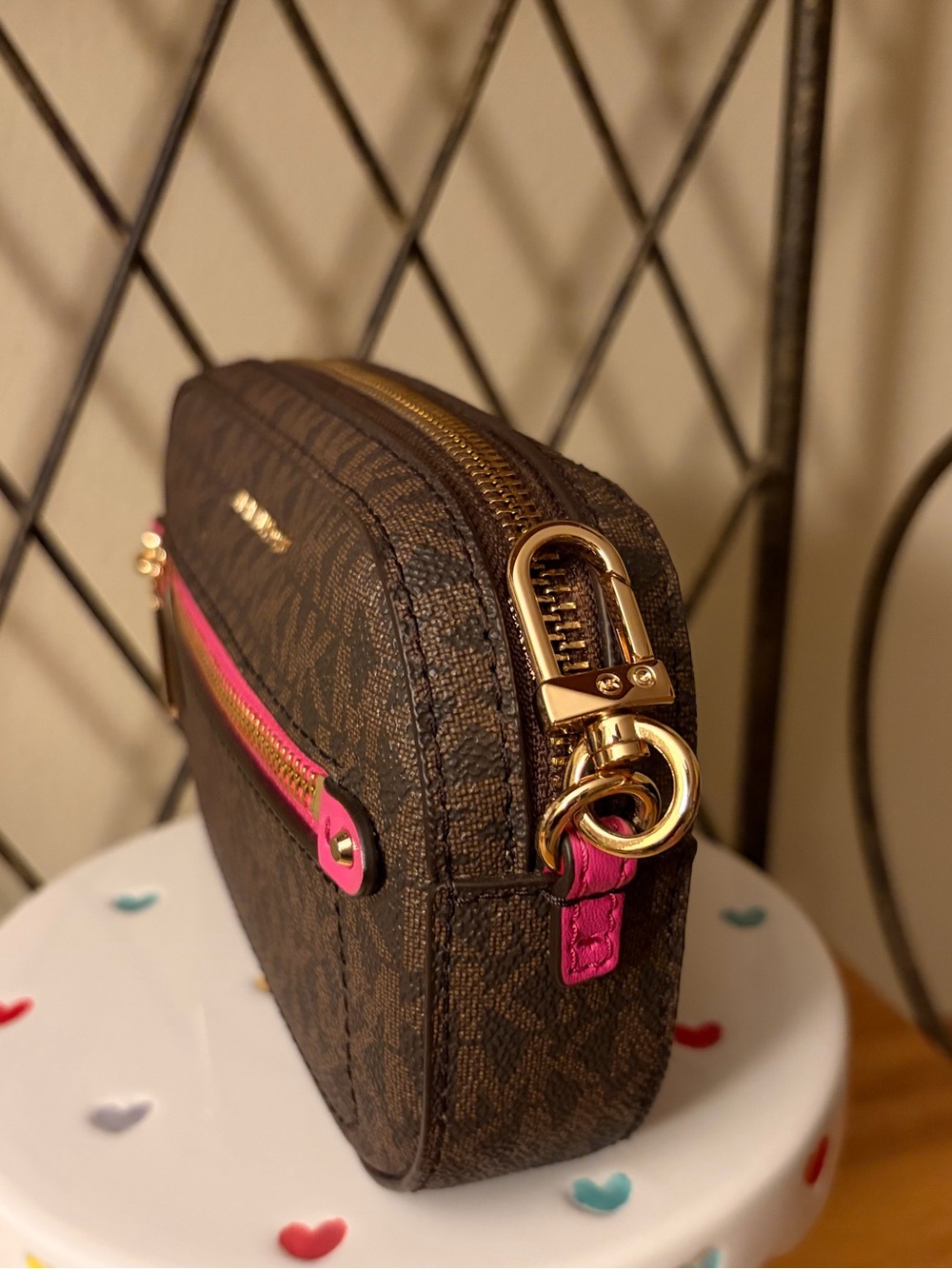 Michael Kors Signature Jet Set “Camera”Crossbody. Nwot - Picture 6 of 7